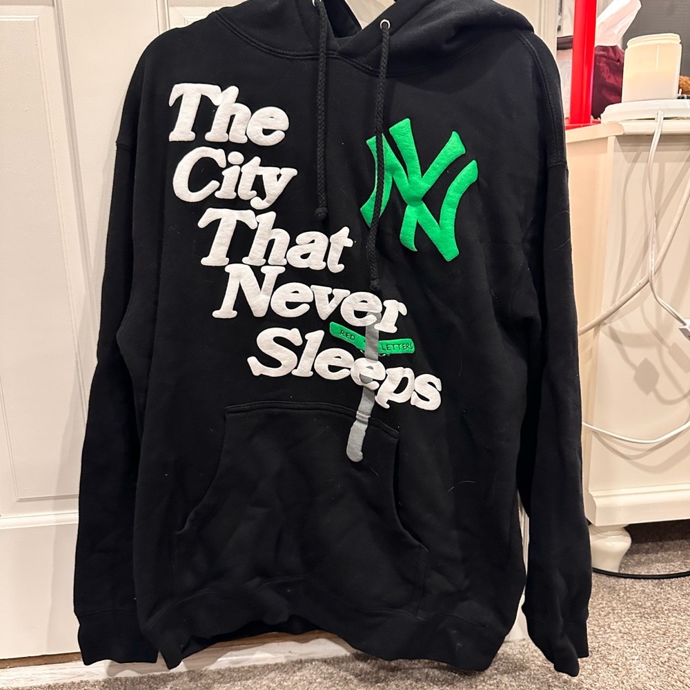 Red Letters NY Yankees Sweatshirt